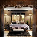 Hotel Royal Garden Villas, Luxury