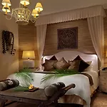 호텔 Royal Garden Villas, Luxury 5*