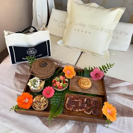 Hotel Royal Garden Villas, Luxury