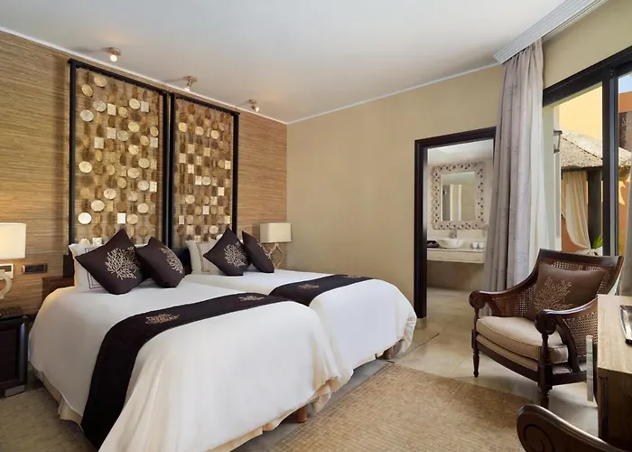 Royal Garden Villas, Luxury Hotel