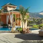 מלון Royal Garden Villas, Luxury אדחה