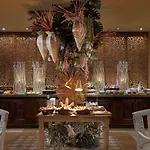 Royal Garden Villas, Luxury 5* אדחה