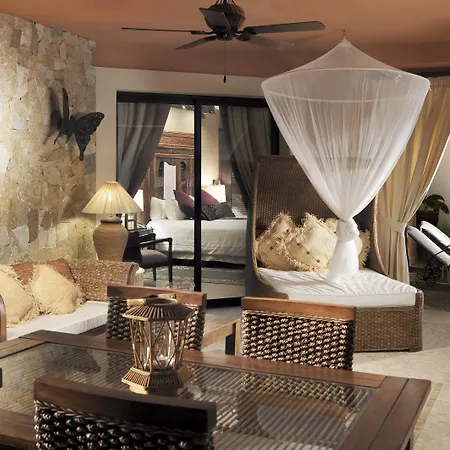Ξενοδοχείο Royal Garden Villas, Luxury 5*