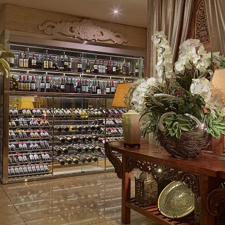 فندق Royal Garden Villas, Luxury أذيخي