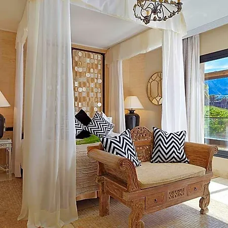 Hotell Royal Garden Villas, Luxury