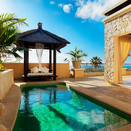 Royal Garden Villas, Luxury Ξενοδοχείο