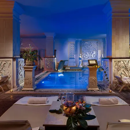 Ξενοδοχείο Royal Garden Villas, Luxury 5*