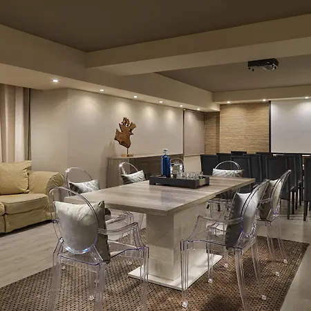Royal Garden Villas, Luxury ホテル 5*