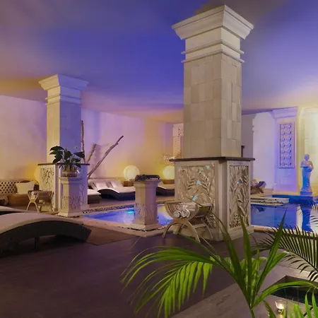 Royal Garden Villas, Luxury Costa Adeje