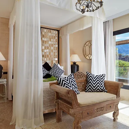 ホテル Royal Garden Villas, Luxury アデヘ